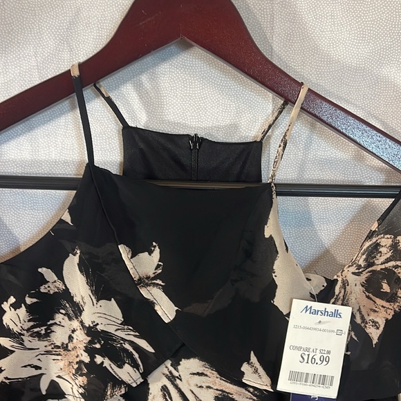 Floral dress - Picture 3 of 5